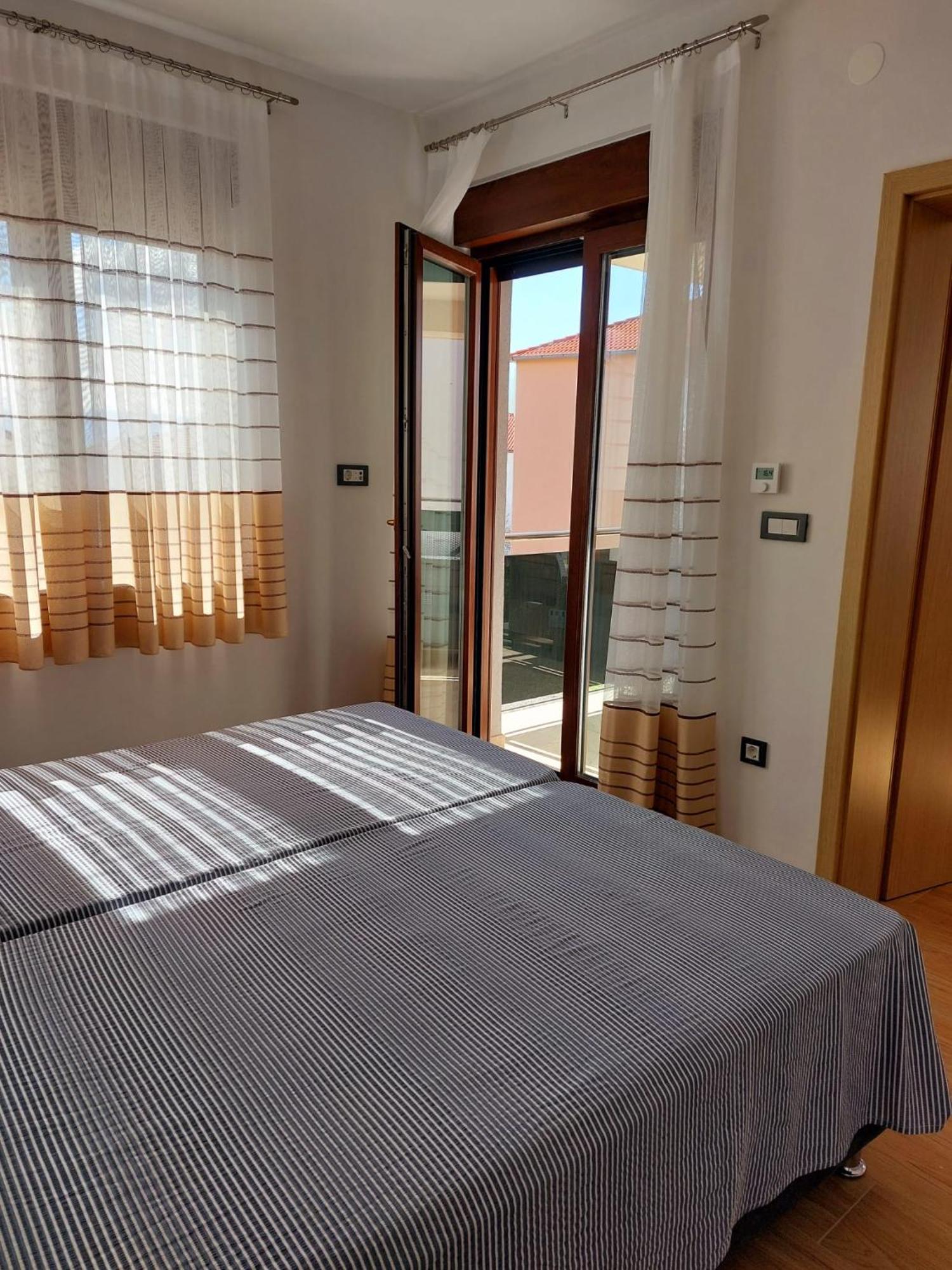 Apartmani Ivana Novi نوفي فينودولسكي المظهر الخارجي الصورة