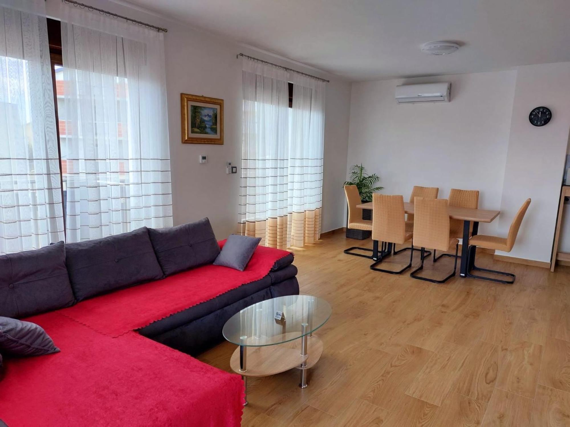 Apartmani Ivana Novi نوفي فينودولسكي المظهر الخارجي الصورة