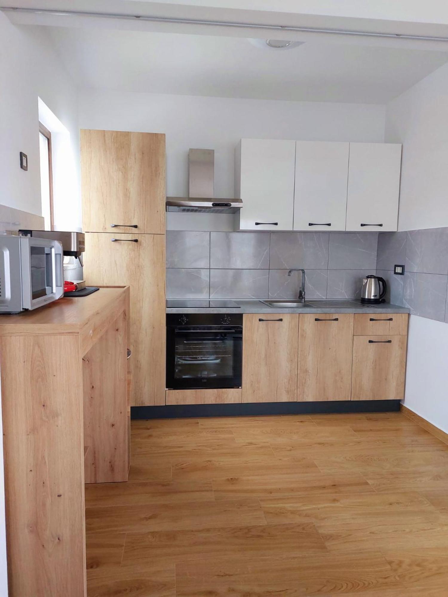 Apartmani Ivana Novi نوفي فينودولسكي المظهر الخارجي الصورة